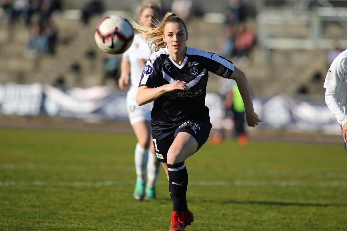 Camille Surdez sous le maillot bordelais Camille Surdez sous le maillot bordelais