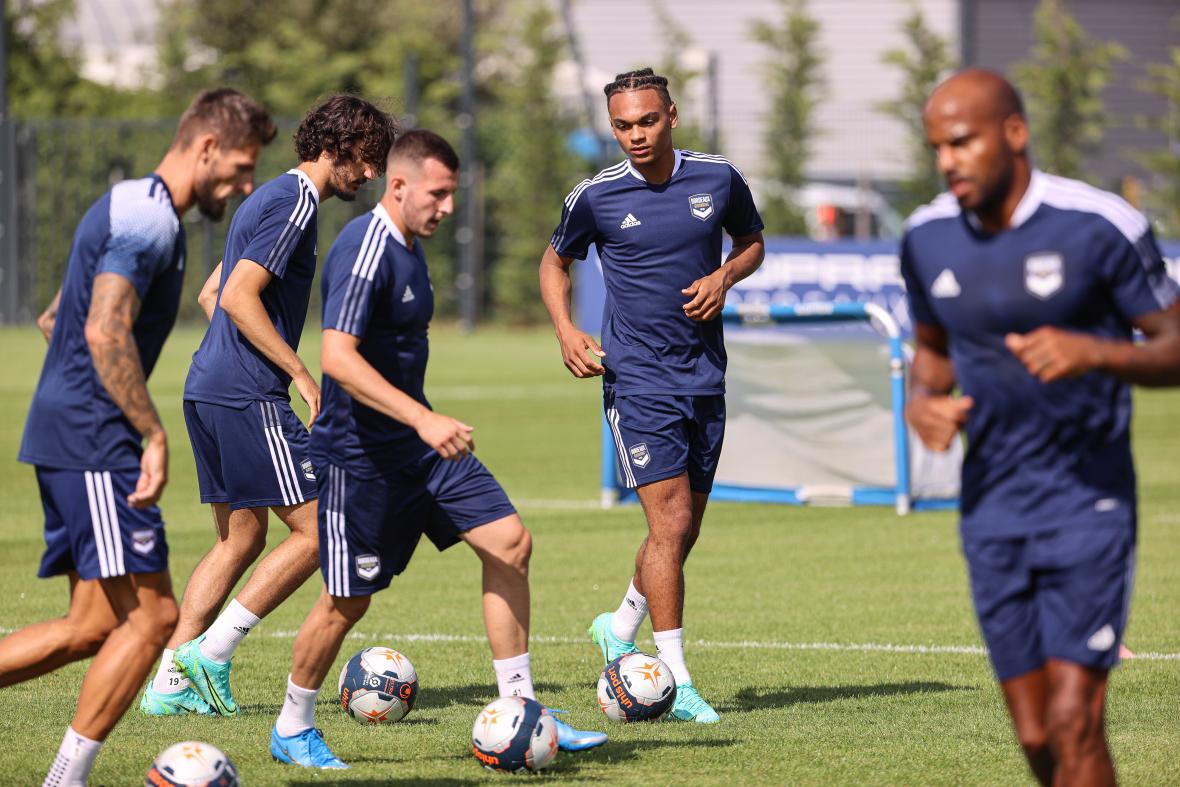 Entraînement du mercredi 30 juin 2021 (après-midi) Entraînement du mercredi 30 juin 2021 (après-midi)