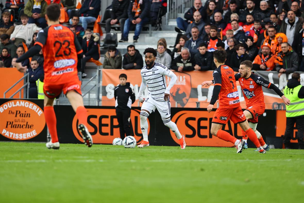 Ligue 2 BKT, Stade Lavallois Mayenne FC - FC Girondins de Bordeaux, Saison 2023/2024 Ligue 2 BKT, Stade Lavallois Mayenne FC - FC Girondins de Bordeaux, Saison 2023/2024