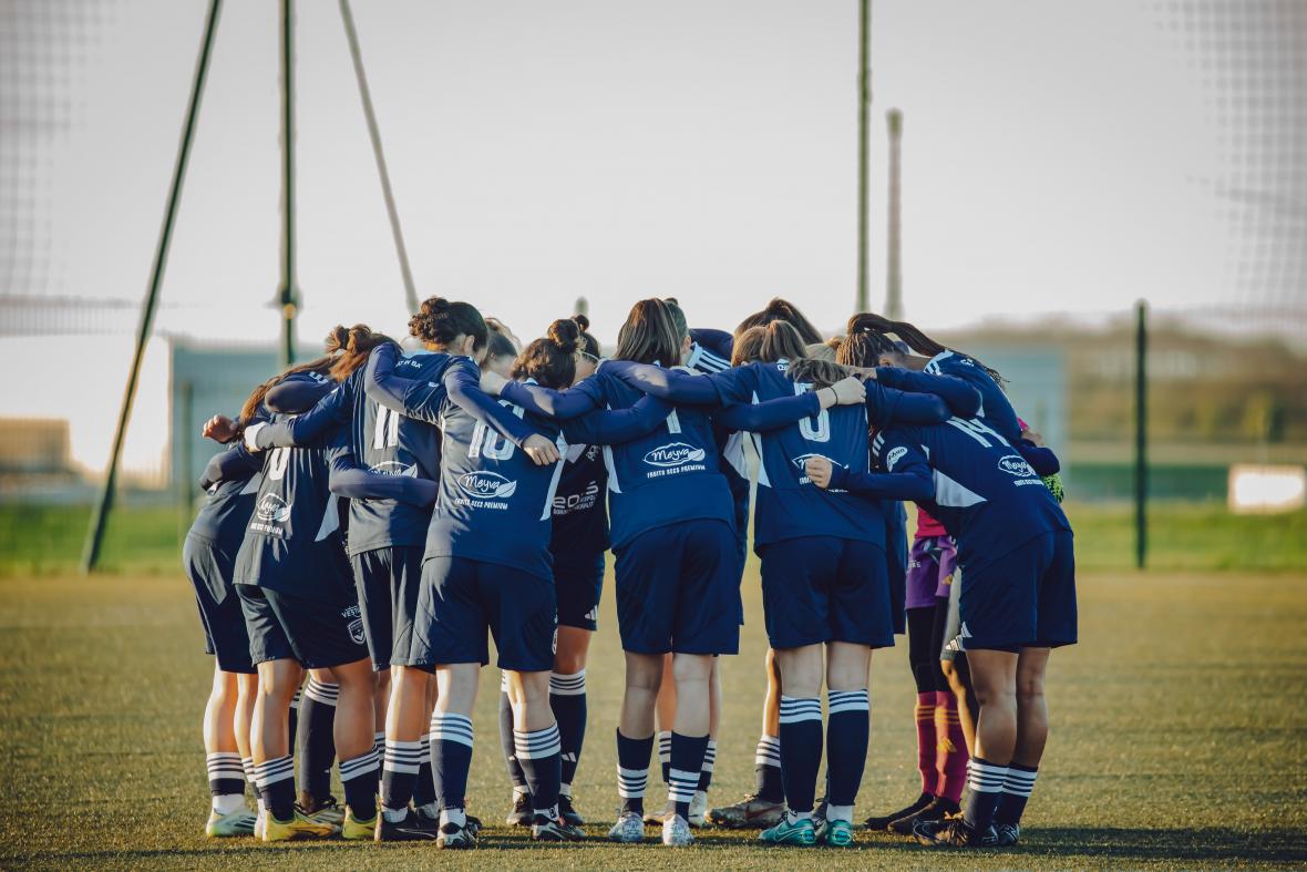 Féminines Féminines