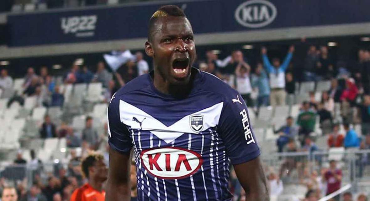 Cheick Diabaté hurle sa joie après un but Cheick Diabaté hurle sa joie après un but