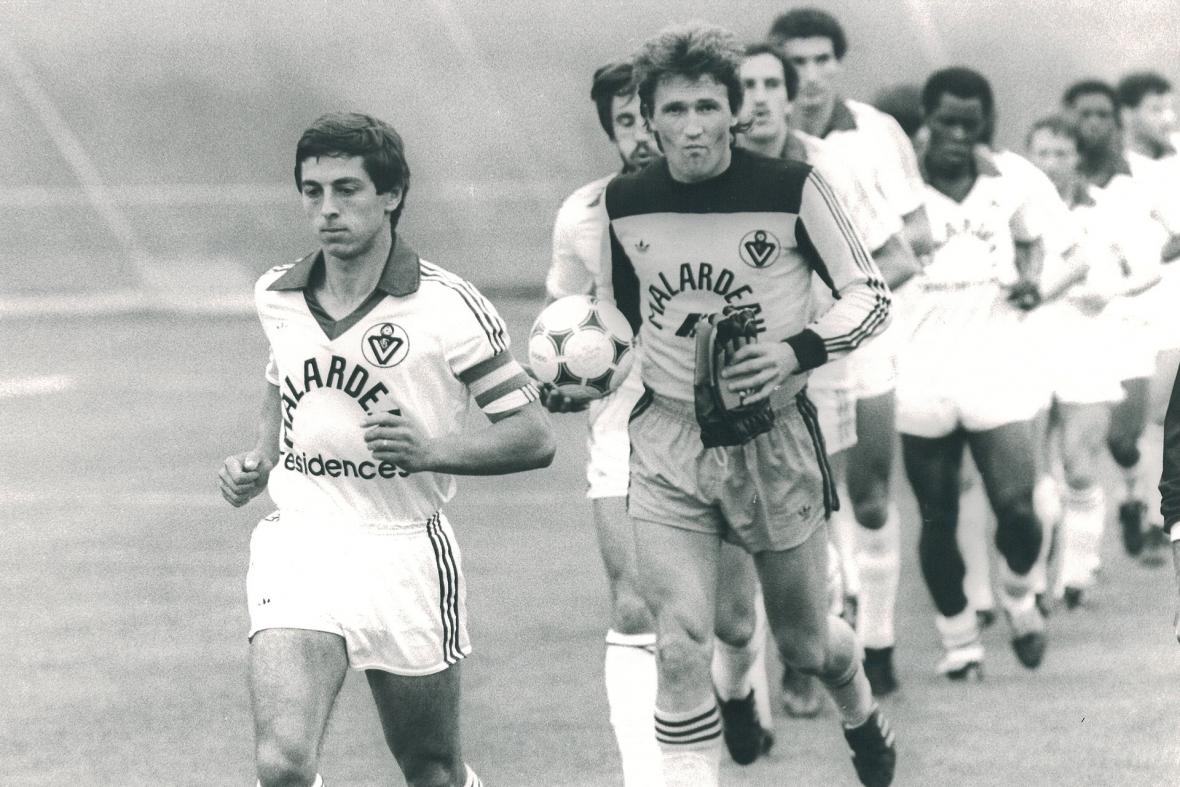 L'équipe des Girondins, menée par Alain Giresse L'équipe des Girondins, menée par Alain Giresse