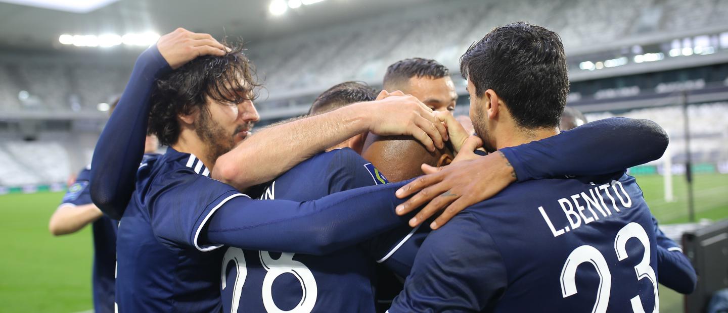 La joie des Bordelais après le 100ème but de Jimmy Briand