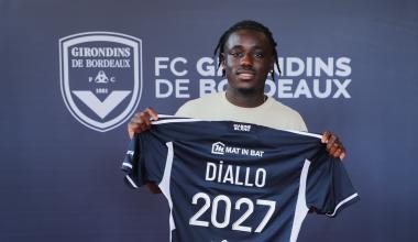 Alpha Diallo signe son premier contrat professionnel (Juin 2024)