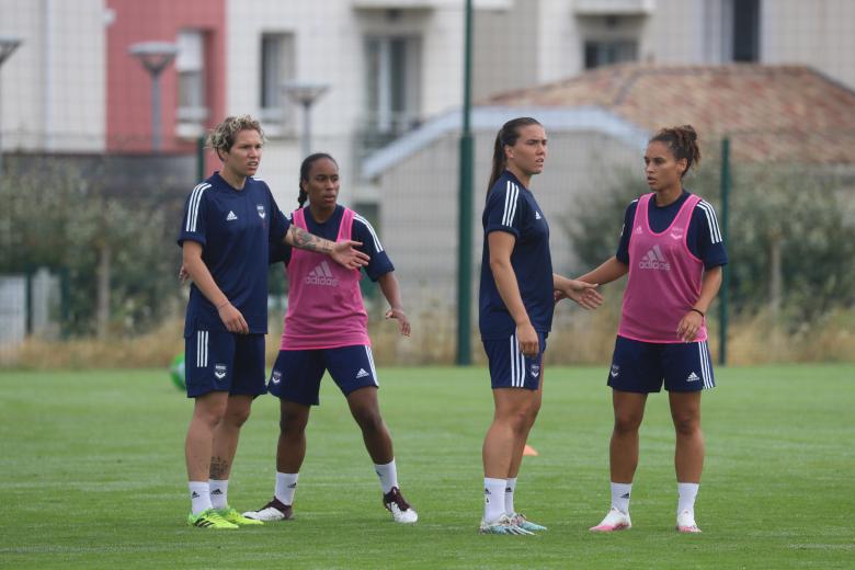 Elena Linari, Mickaëlla Cardia, Ella Palis, Vanessa Gilles Elena Linari, Mickaëlla Cardia, Ella Palis, Vanessa Gilles