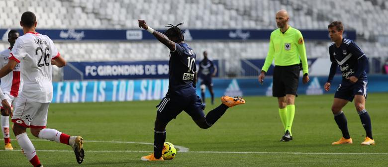 La frappe de Samuel Kalu