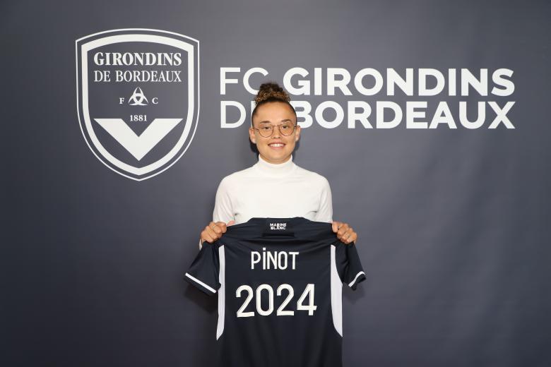 Laurine Pinot s'engage aux Girondins de Bordeaux (août 2023) Laurine Pinot s'engage aux Girondins de Bordeaux (août 2023)