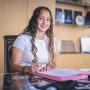 Serena Pinto De Queiros signe son premier contrat professionnel (Avril 2023) Serena Pinto De Queiros signe son premier contrat professionnel (Avril 2023)