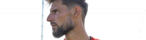 Joyeux anniversaire Capitaine_Benoit Costil