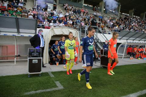 Entrée des joueuses face au PSG