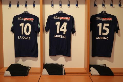 Maillots girondins de dos