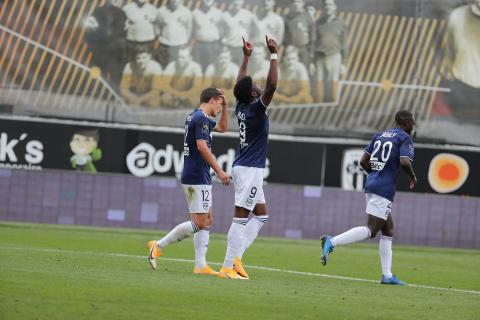 Célébration de Josh Maja