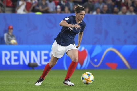 Charlotte Bilbault sous le maillot de l'équipe de France