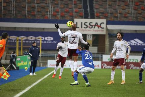 Jimmy Briand face à Lionel Carole 