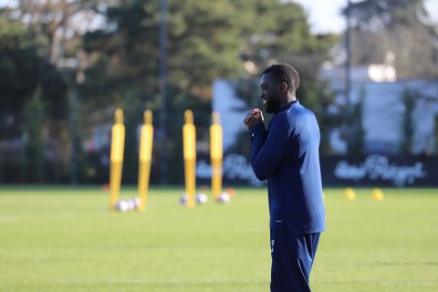 Maxime Poundjé, de retour à l'entraînement collectif