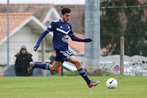 Aïssa Boudechicha prend l'aile gauche