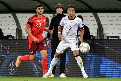 Loris Benito sous le maillot de la sélection suisse