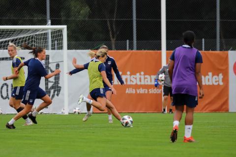 Premier jour de nos féminines en Suède