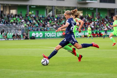 Katja Snoeijs face à Wolfsburg en UEFA Women's Champions League