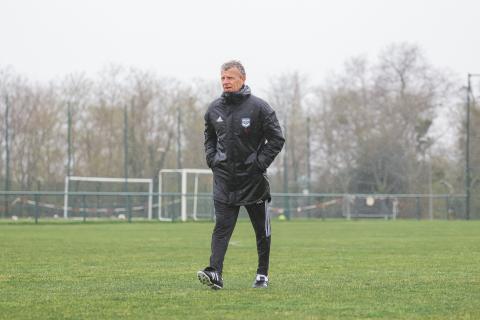 Entraînement en salle et sur le terrain