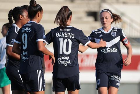 L'équipe féminine en amical face à Mérignac-Arlac (août 2022)