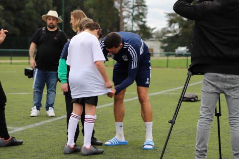 Match des « Fous de Foot » au Haillan avec des humoristes et l'Institut Don Bosco