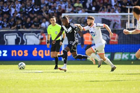 Bordeaux - Laval (0-1) / Ligue 2 BKT - J10 / Saison 2023-2024