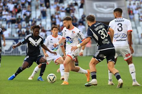 Bordeaux - Laval (0-1) / Ligue 2 BKT - J10 / Saison 2023-2024