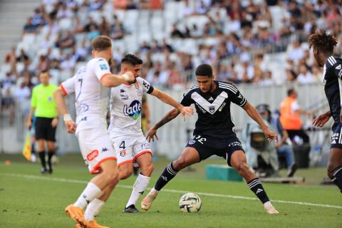 Bordeaux - Laval (0-1) / Ligue 2 BKT - J10 / Saison 2023-2024