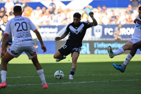 Bordeaux - Laval (0-1) / Ligue 2 BKT - J10 / Saison 2023-2024