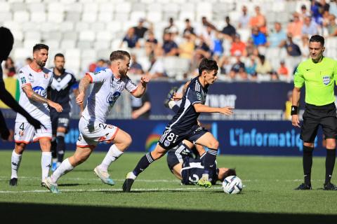 Bordeaux - Laval (0-1) / Ligue 2 BKT - J10 / Saison 2023-2024