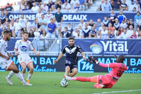 Bordeaux - Laval (0-1) / Ligue 2 BKT - J10 / Saison 2023-2024