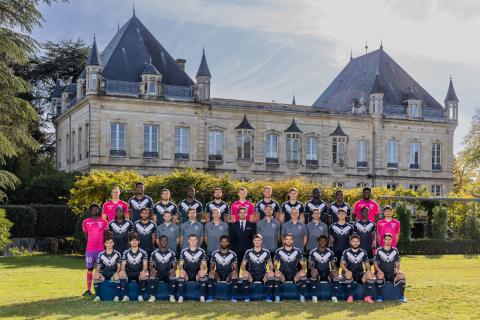 Photo officielle de la saison 2023/2024 avec Albert Riera