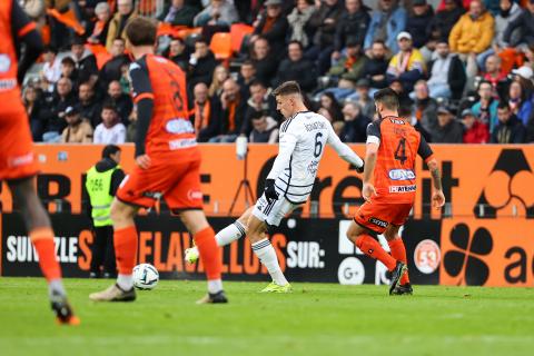 Ligue 2 BKT, Stade Lavallois Mayenne FC - FC Girondins de Bordeaux, Saison 2023/2024