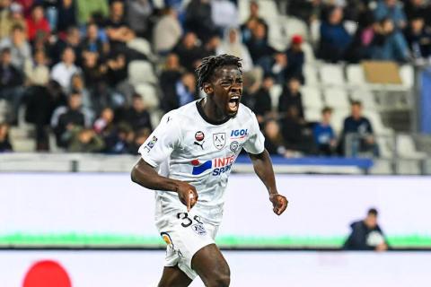 Yvan Ikia Dimi rejoint les Girondins de Bordeaux en prêt !