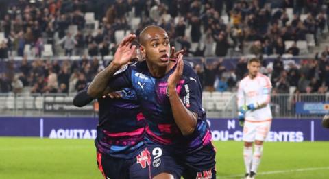 Diego Rolan fête un but spectaculaire face à Lorient